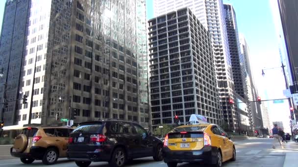 Chicago street view - CHICAGO, ILLINOIS / EUA — Vídeo de Stock