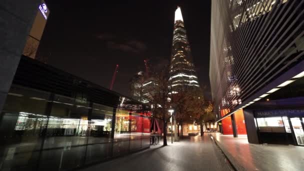 Лондонский осколок ночью - ЛОНДОН, Англия — стоковое видео