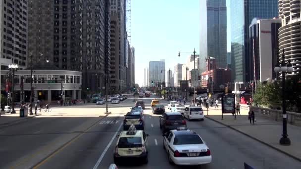 Chicago Downtown traffic - Chicago, Illinois/Usa — Stockvideo