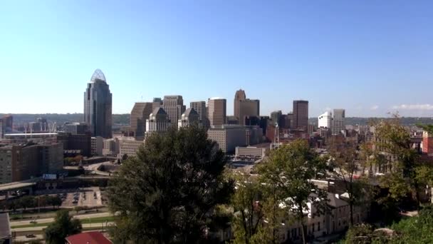 Prachtig uitzicht op de skyline van Cincinnati - Cincinnati, Ohio Usa — Stockvideo