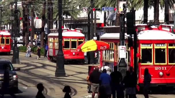 New Orleans oude trolley-auto's op Canal Street tram New Orleans, Louisiana, Verenigde Staten — Stockvideo