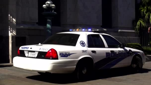 New Orleans Police car NEW ORLEANS, LOUISIANA Stati Uniti — Video Stock