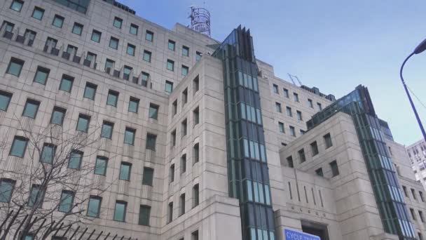 Serviço Secreto de Inteligência MI6 Londres, Inglaterra — Vídeo de Stock
