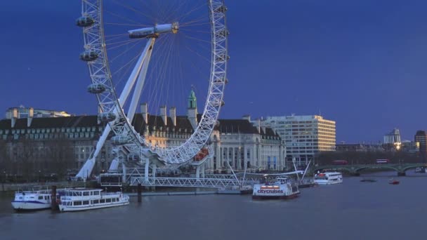 County Hall City de Westminster na noite de Londres, Inglaterra — Vídeo de Stock