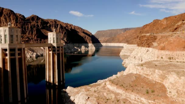 Vacker vidvinkel skott av Hoover Dam — Stockvideo