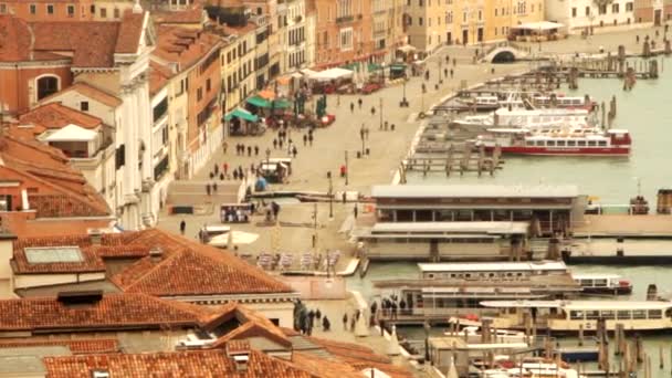 Waterfront promenade - Venetië, Venezia — Stockvideo