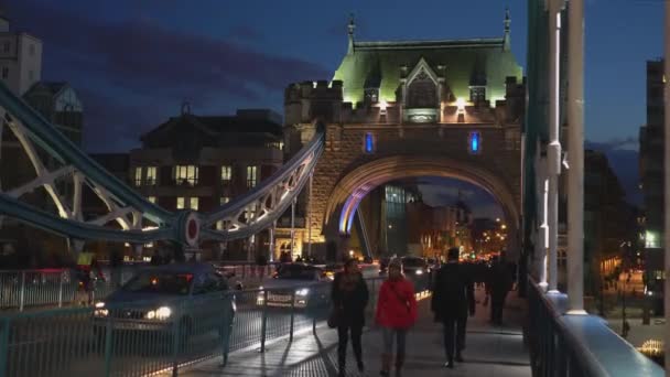 Schöne Tower Bridge London am Abend - london, england — Stockvideo