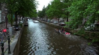 Amsterdam'da harika Kanallar