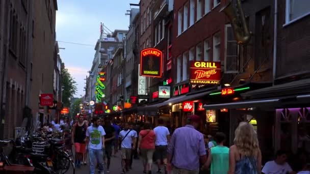 アムステルダムのエンターテイメントとナイトライフ地区 — ストック動画