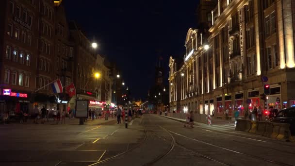 Amszterdam Damrak éjjel — Stock videók
