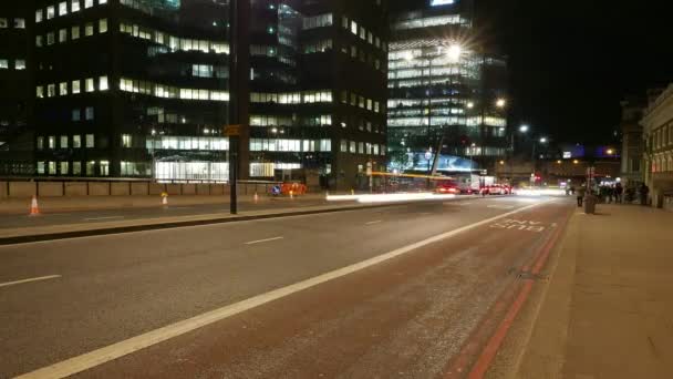 Time-Lapse London Bridge provozu v noci