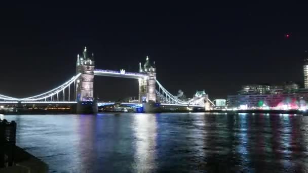 Time lapse shot of Skyline of London Hyper lapse por noite — Vídeo de Stock