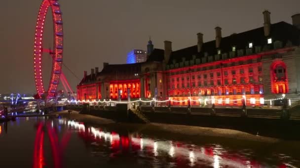 Снимки Вестминстерских Домов Парламента и Биг-Бена ночью — стоковое видео