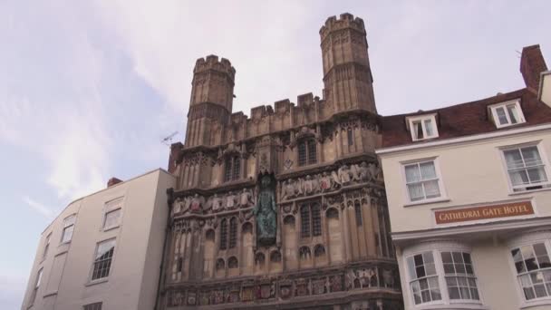 Kathedraal gate Hotel in Canterbury cathedral — Stockvideo