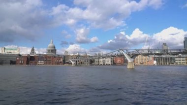 milenyum köprüsü londra