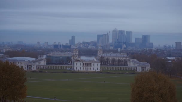 London Skyline vom Greenwich Park — Stockvideo