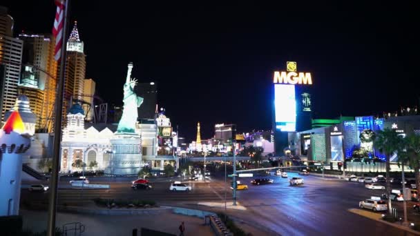 Esquina de la calle Las Vegas strip en MGM Grand Las Vegas USA — Vídeo de stock
