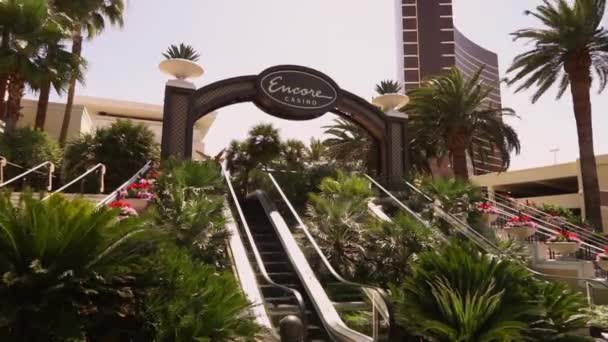 Encore Hotel Las Vegas Las Vegas ABD için yürüyen merdiven — Stok video