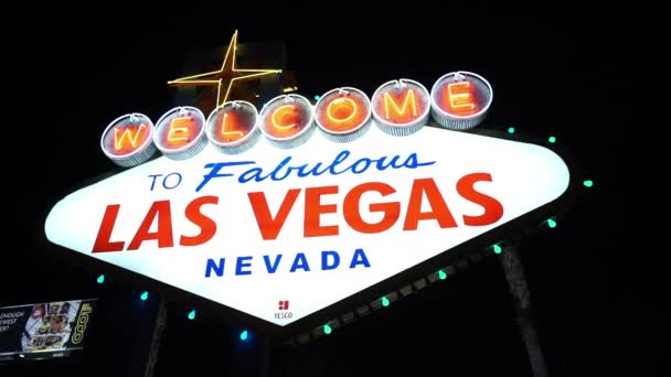 Bienvenido a Fabuloso Las Vegas de noche Las Vegas USA — Vídeos de Stock