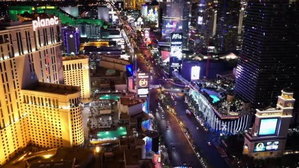 Strip Las Vegas pada malam hari menakjubkan tembakan udara Las Vegas USA — Stok Video