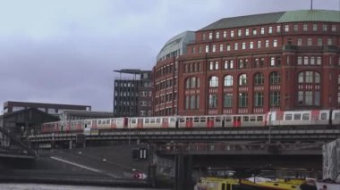 Tramvay Landungsbruecken Hamburg Almanya Hamburg limanında