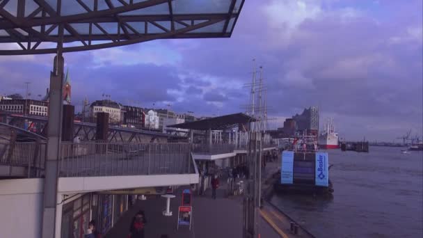 Hamburg Landungsbruecken in the evening Hamburg Germany — Stock Video