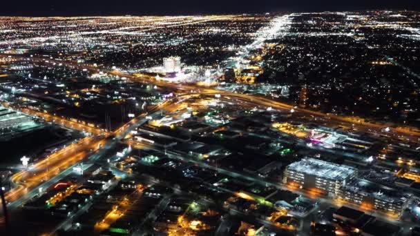 Fotografia noturna de luzes da cidade de Las Vegas - LAS VEGAS, NEVADA / USA — Vídeo de Stock