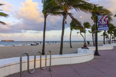 Ocean Walk akşam - Ft Lauderdale, Florida 13 Nisan 2016 Fort Lauderdale