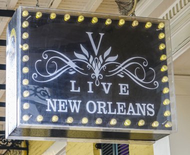 Live New Orleans Pub at French Quarter - NEW ORLEANS, LOUISIANA - APRIL 18, 2016 clipart