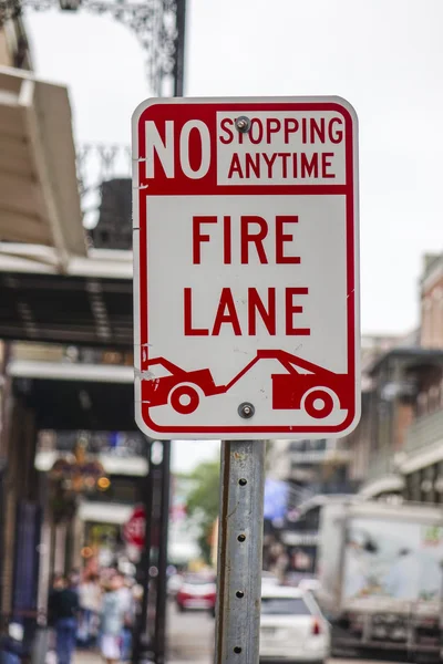 Feuerwehrgasse im französischen Viertel new orlean - new orlean, louisiana - 18. April 2016 — Stockfoto