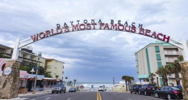 Dünyanın en ünlü plaj Daytona beach - Daytona, Florida - 15 Nisan 2016 hoşgeldiniz.