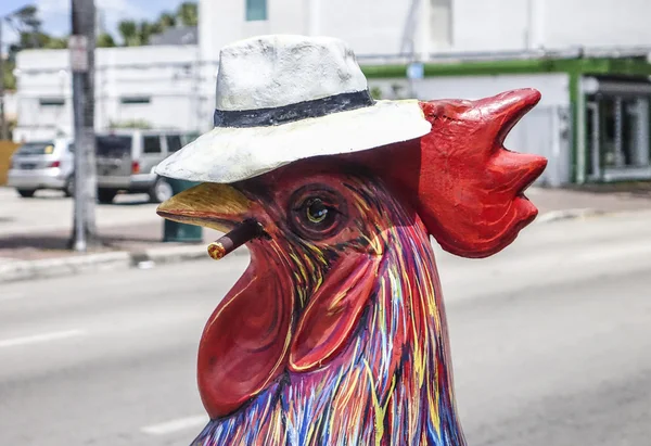 Little Havana pik standbeeld - Miami. Florida - 10 April 2016 — Stockfoto