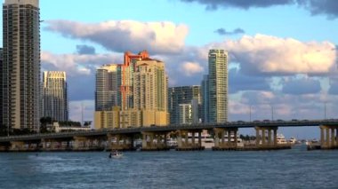 Öğleden sonra Miami Sahili 'nin Skyline' ı