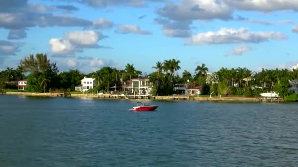 The small islands around Miami and Miami beach — Stock Video