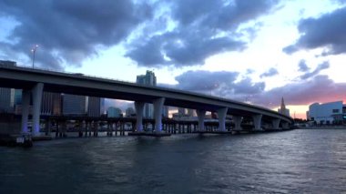Miami 'deki Köprüler