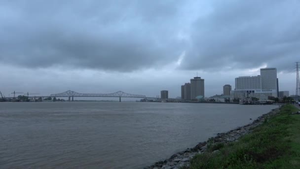 Río Mississippi en Nueva Orleans — Vídeo de stock