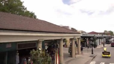 Nola şehrinde gündüz trafiği - Nola, Usa - 11 Haziran 2019