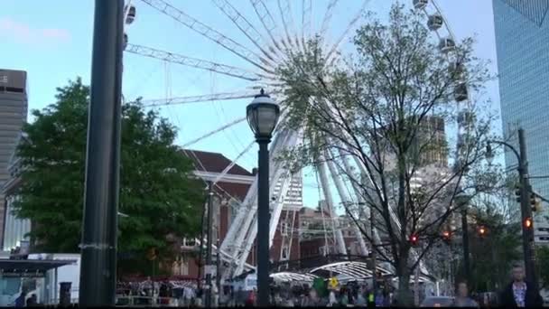 Atlanta Skyview Ferris Wheel Downtown Atlanta Georgia Abril 2016 — Vídeo de Stock