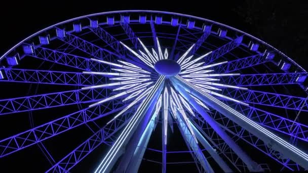 Illuminated Atlanta Skyview Ferris Wheel Downtown Atlanta Georgie Avril 2016 — Video