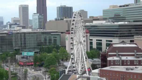 Atlanta Skyview Ferris Wheel Dans Centre Ville Atlanta Georgie Avril — Video