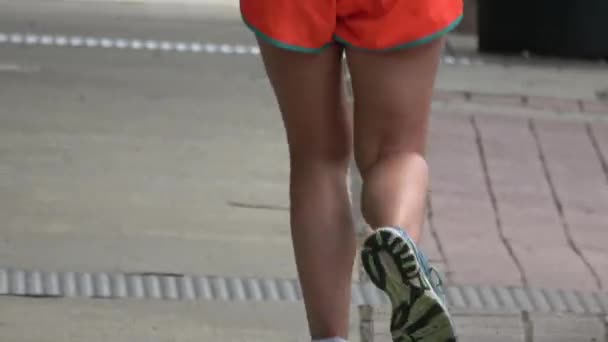Sportovní Běžkyně Atlantě Midtown Atlanta Georgia 2016 — Stock video