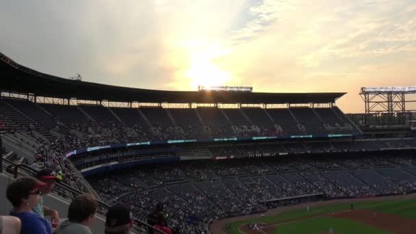 Crowded Turner Field Baseball Stadion Atlanta Usa Juni 2016 — Stockvideo