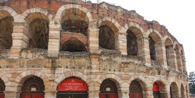 Verona - Açık Hava Tiyatrosu ünlü Arena