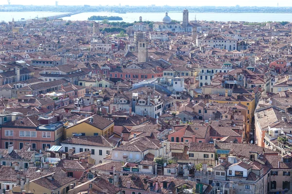 Дивовижні пташиного польоту над міста Венеція — стокове фото