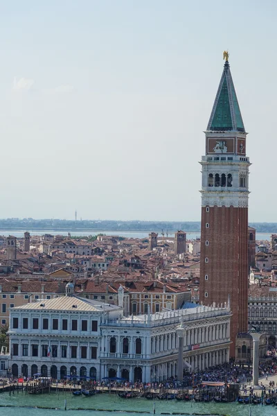 Campanile Tower di St Marks Square di Venice - San Marco — Stok Foto