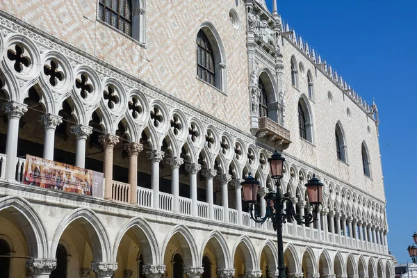 Знаменитий дожа s палац у Венеції - Palazzo Ducale — стокове фото