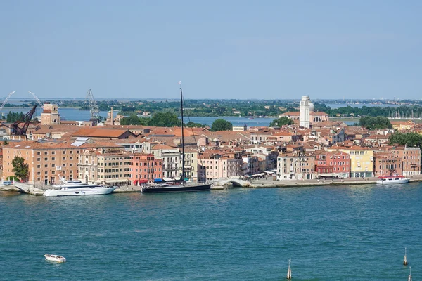 Vista aérea de largo ângulo sobre o horizonte de Veneza — Fotografia de Stock