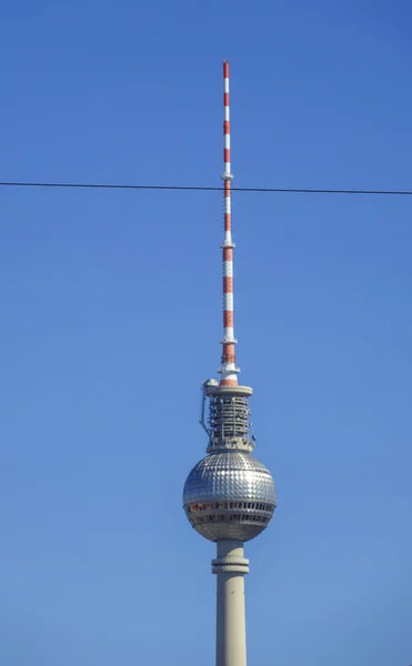 Torre de TV en Berlín Alexanderplatz - llamada Fernsehturm —  Fotos de Stock