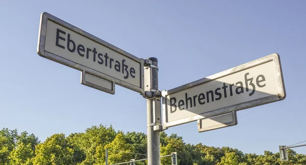 Straatnaamborden in Berlijn — Stockfoto