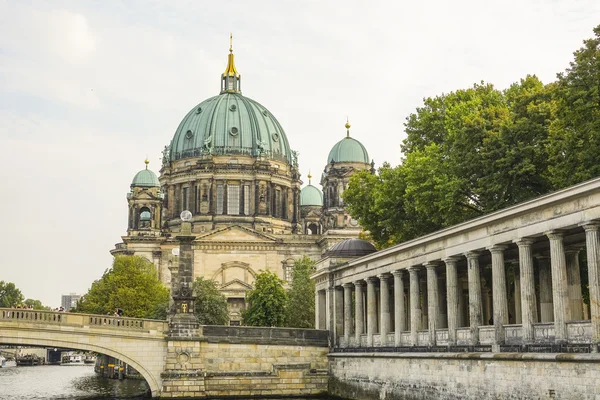 ベルリン大聖堂教会ベルリナー・ドム — ストック写真